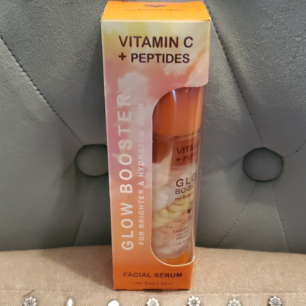 ⭐️3 For $20⭐️ Radiance Serum with Vitamin C and Peptides